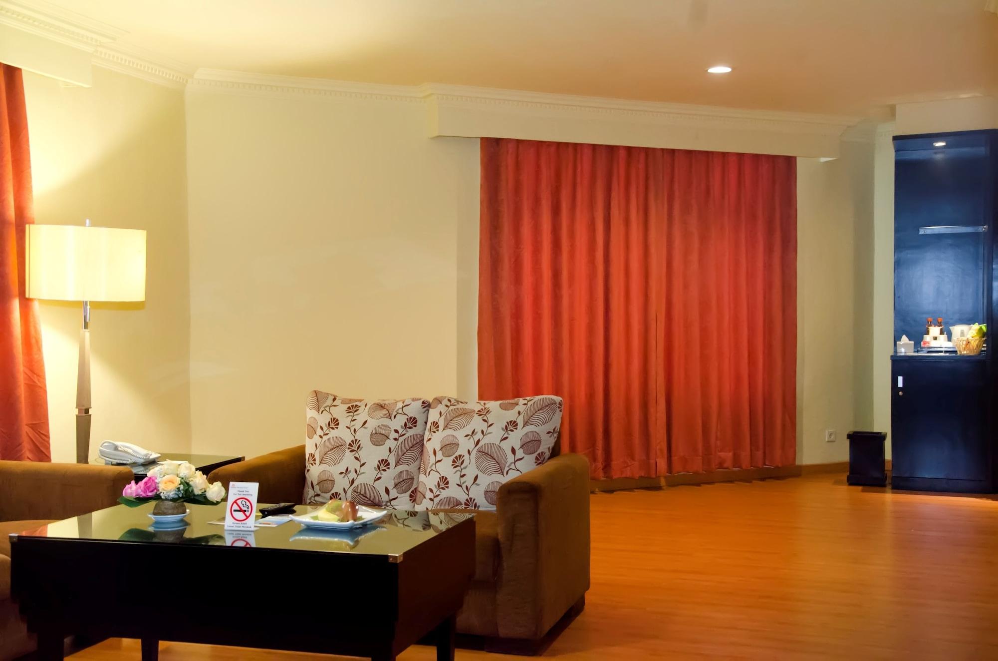 Sari Ater Kamboti Hotel Bandung Exterior photo