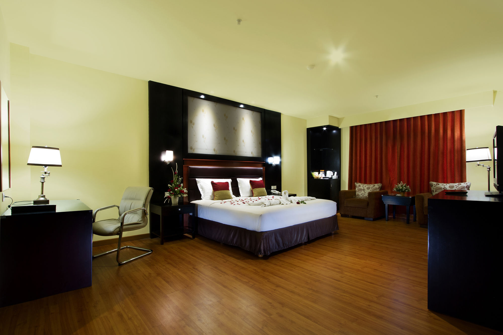 Sari Ater Kamboti Hotel Bandung Exterior photo